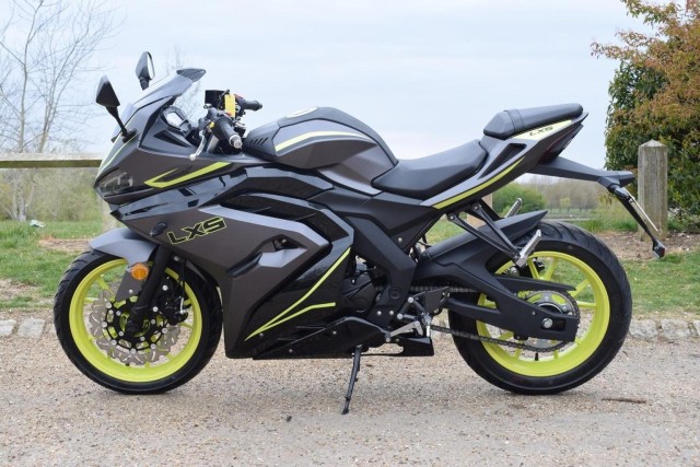 LEXMOTO LXS LXS 125 EURO 5 (2025)