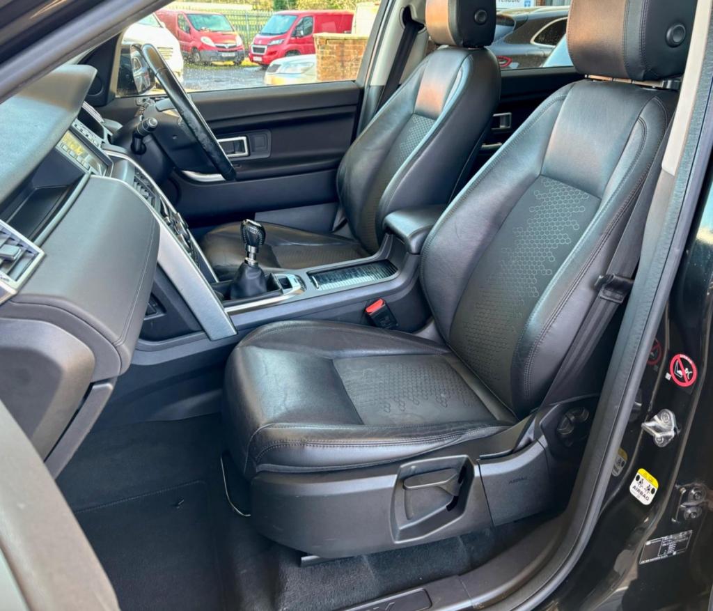 LAND ROVER DISCOVERY SPORT