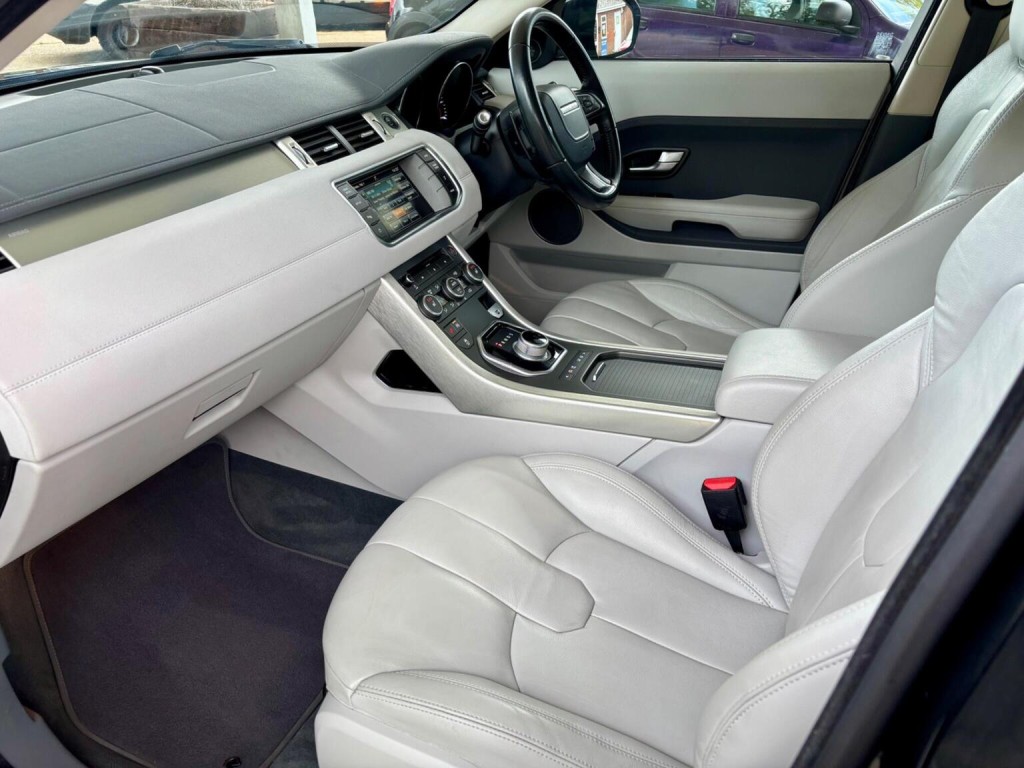 LAND ROVER RANGE ROVER EVOQUE