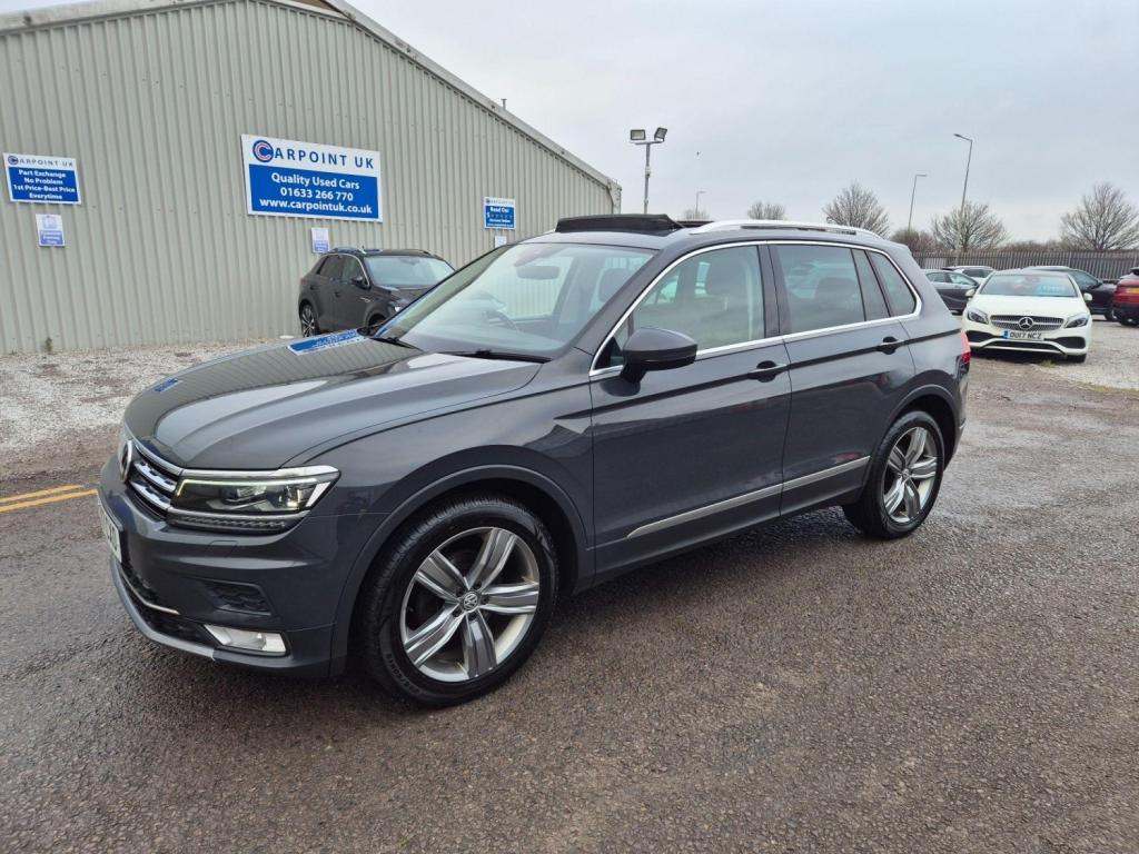 VOLKSWAGEN TIGUAN
