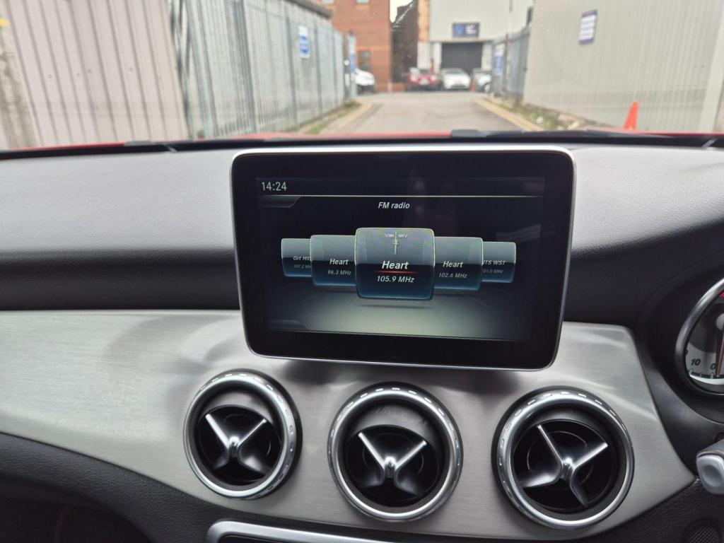 MERCEDES-BENZ GLA CLASS