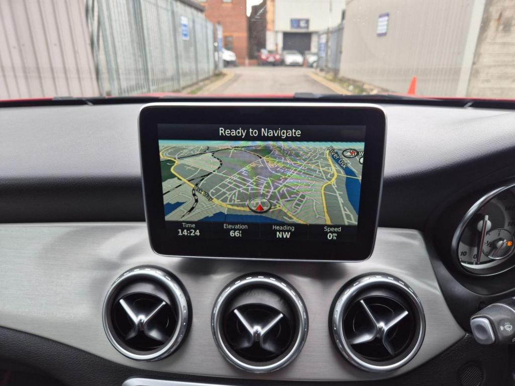 MERCEDES-BENZ GLA CLASS