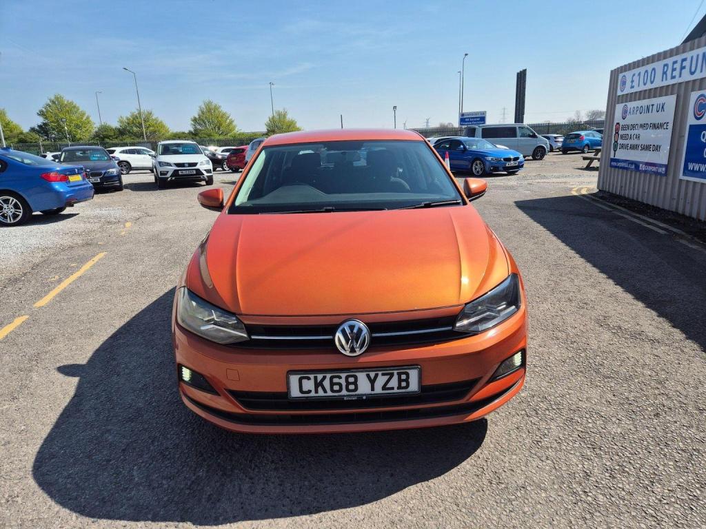 VOLKSWAGEN POLO