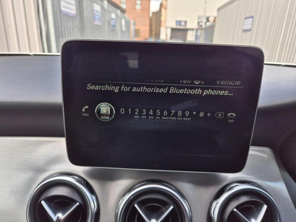 MERCEDES-BENZ GLA CLASS