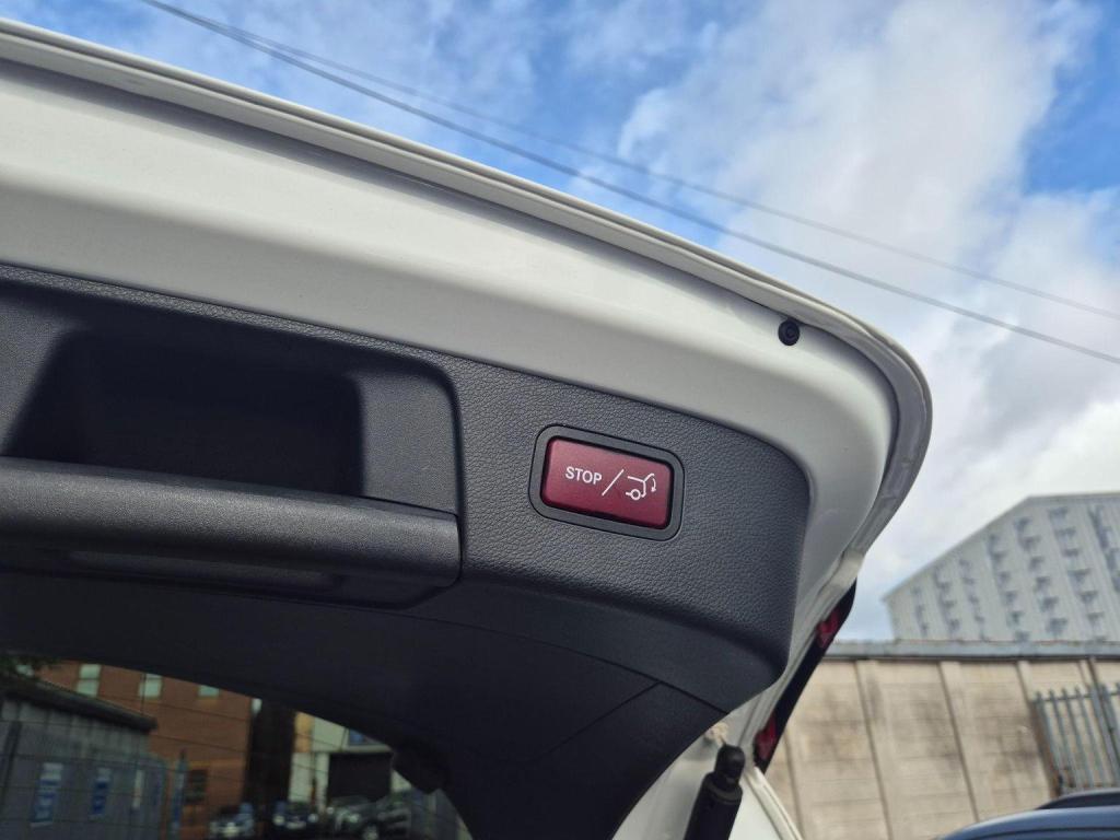 MERCEDES-BENZ GLA CLASS