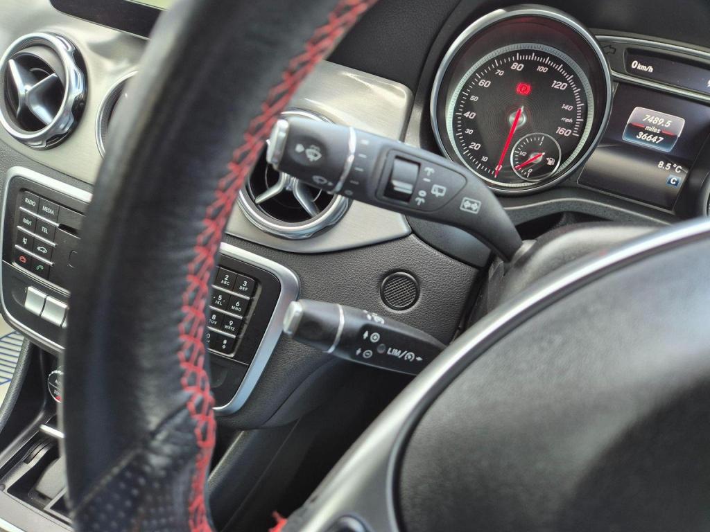 MERCEDES-BENZ GLA CLASS