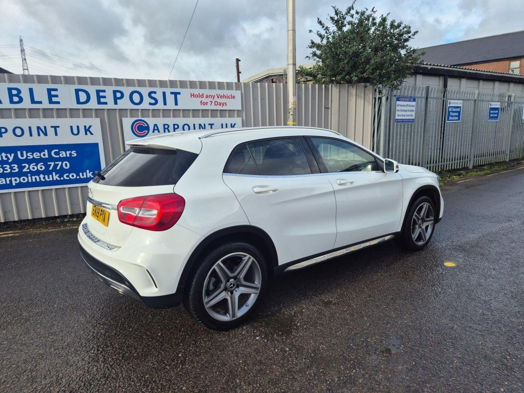 MERCEDES-BENZ GLA CLASS