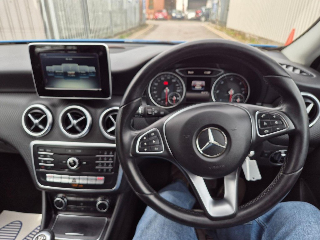 MERCEDES-BENZ A CLASS