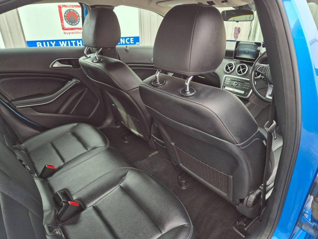 MERCEDES-BENZ A CLASS