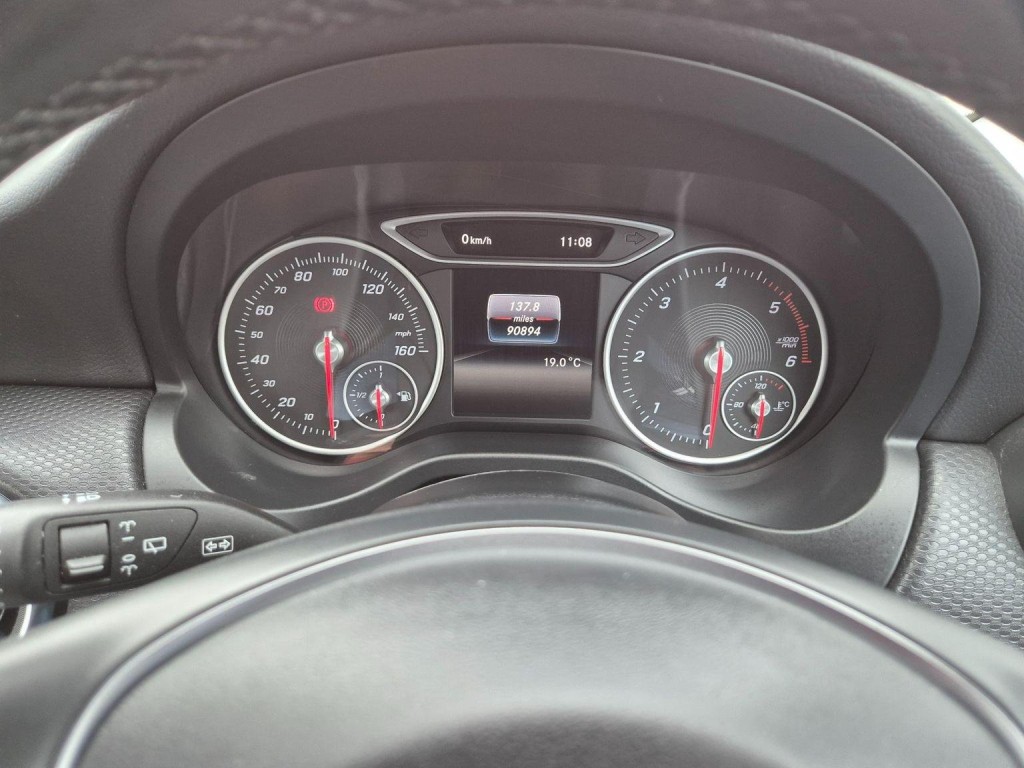 MERCEDES-BENZ A CLASS