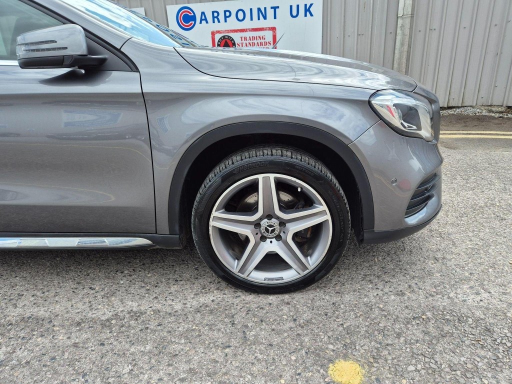 MERCEDES-BENZ GLA CLASS