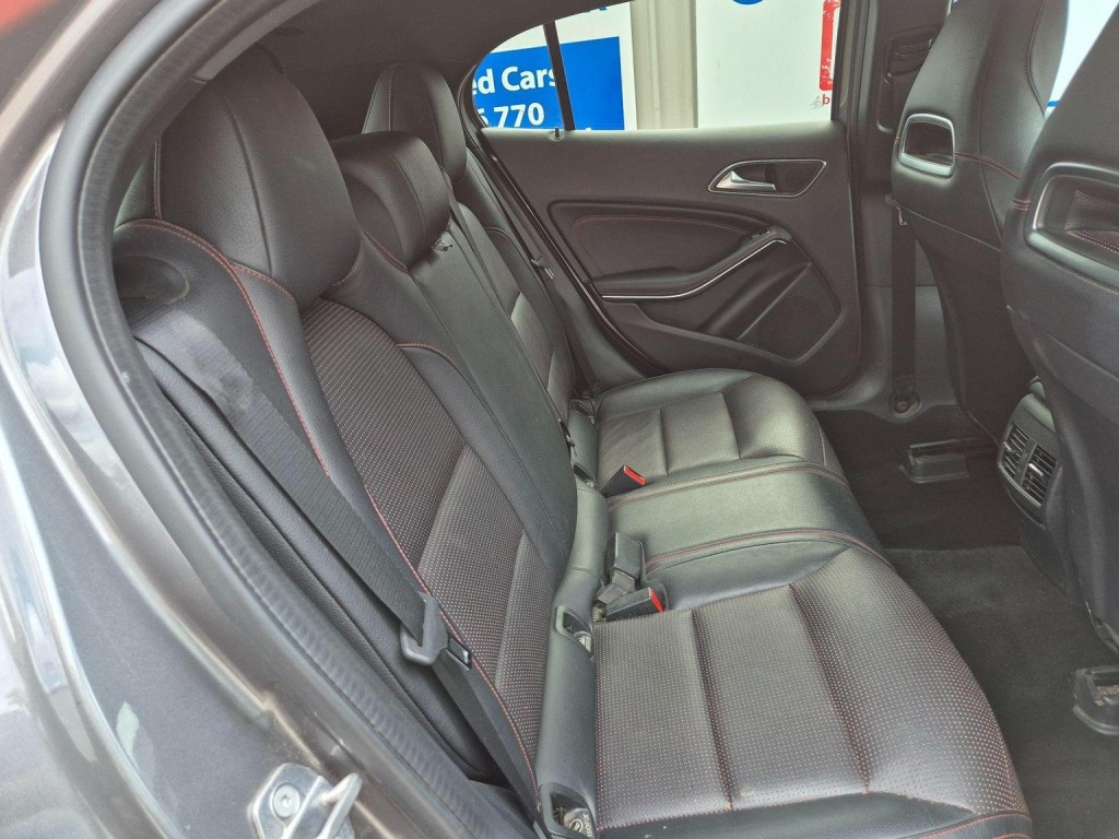 MERCEDES-BENZ GLA CLASS