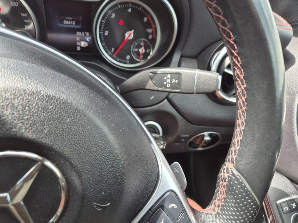 MERCEDES-BENZ GLA CLASS