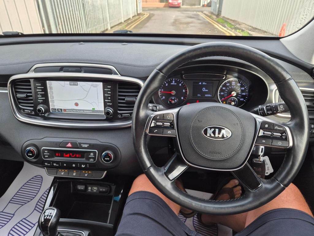 KIA SORENTO