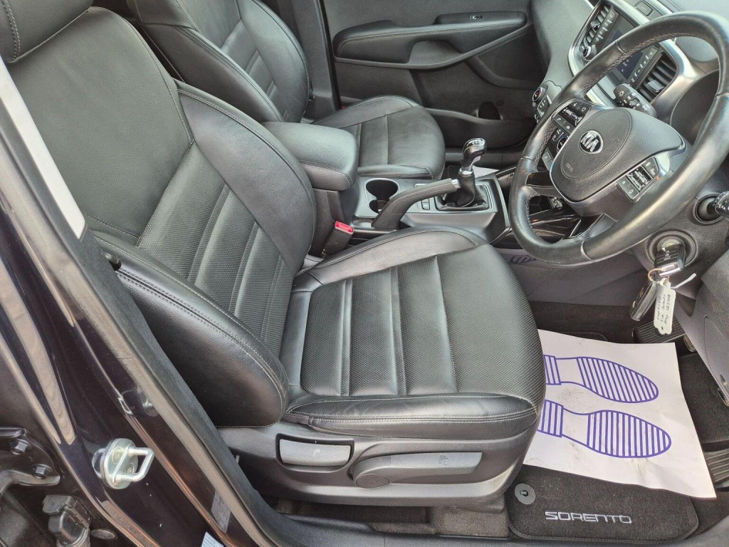 KIA SORENTO
