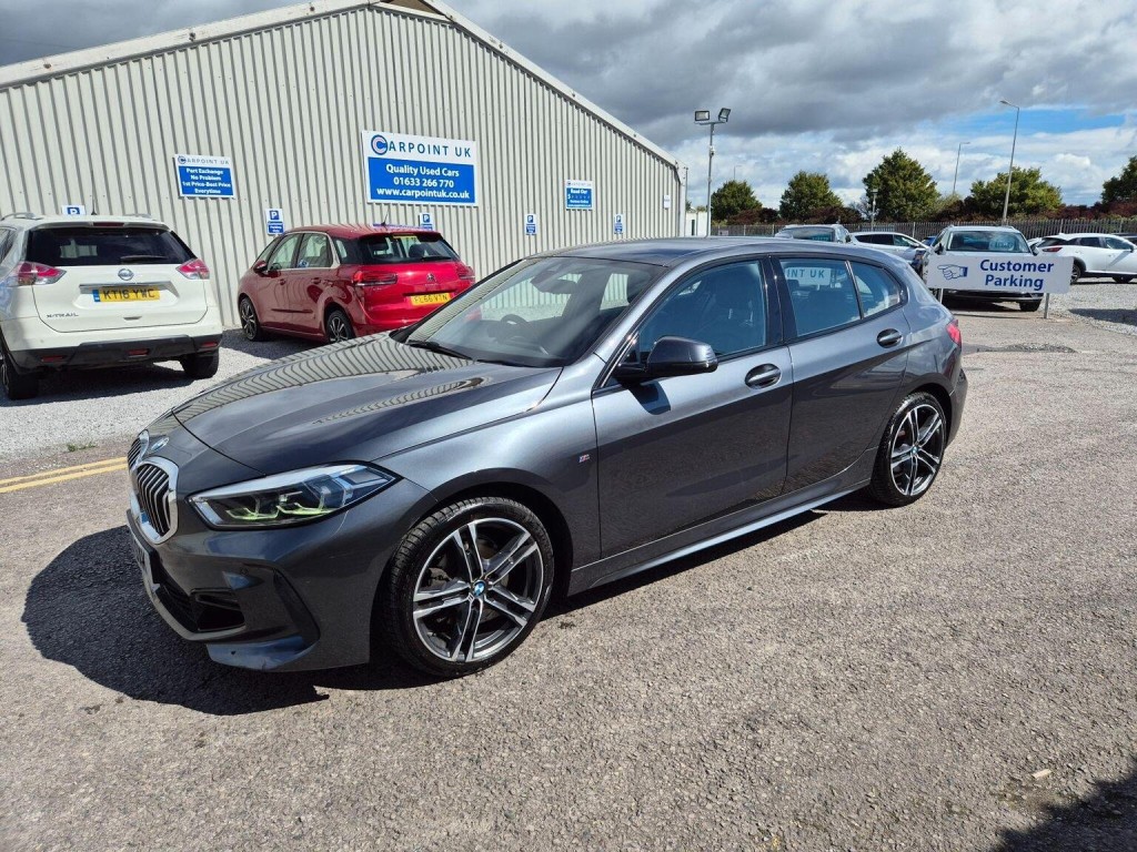 BMW 1 SERIES