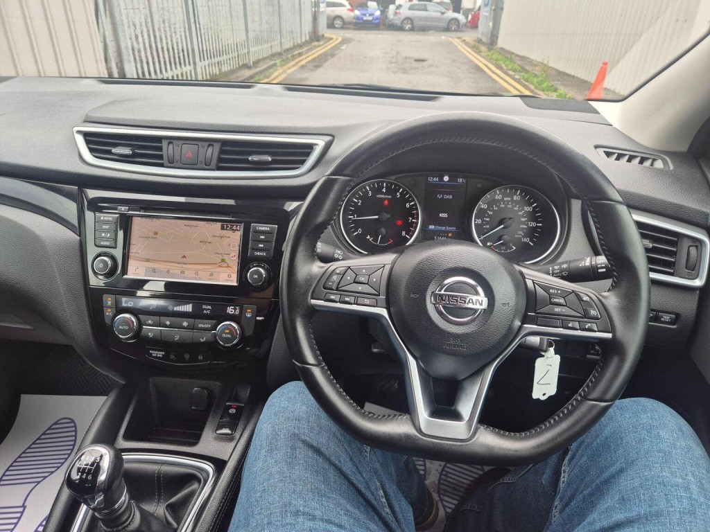 NISSAN QASHQAI