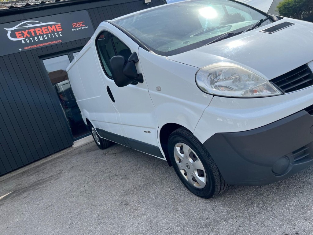 RENAULT TRAFIC