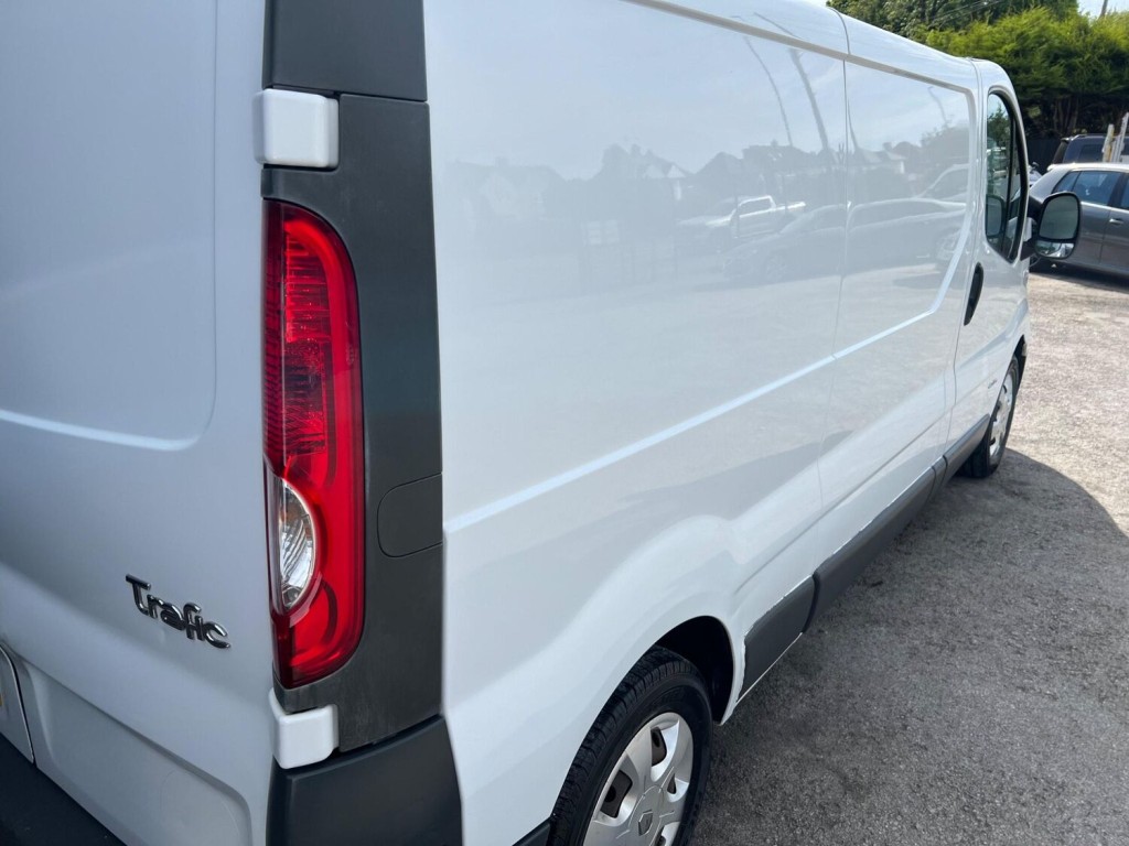 RENAULT TRAFIC