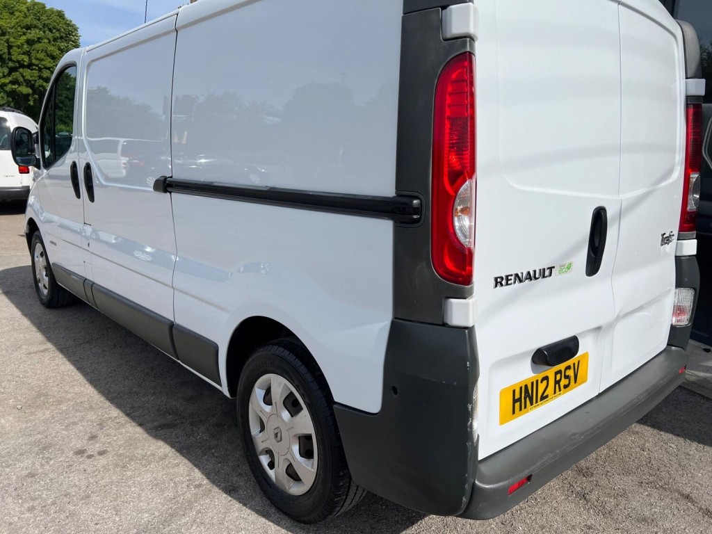 RENAULT TRAFIC