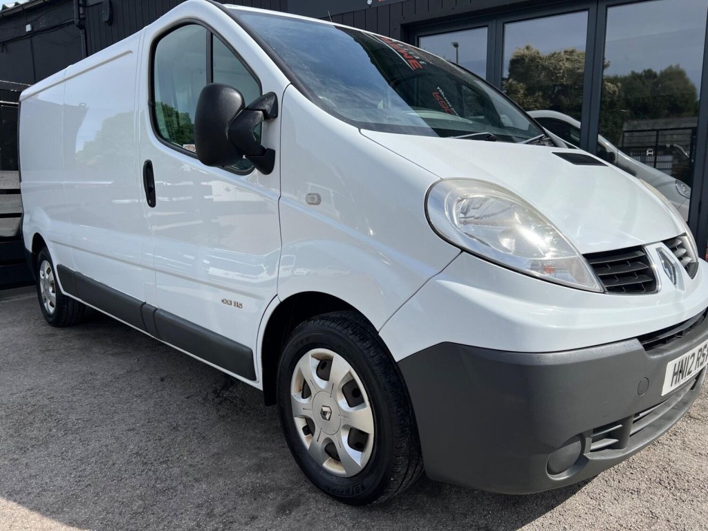 RENAULT TRAFIC