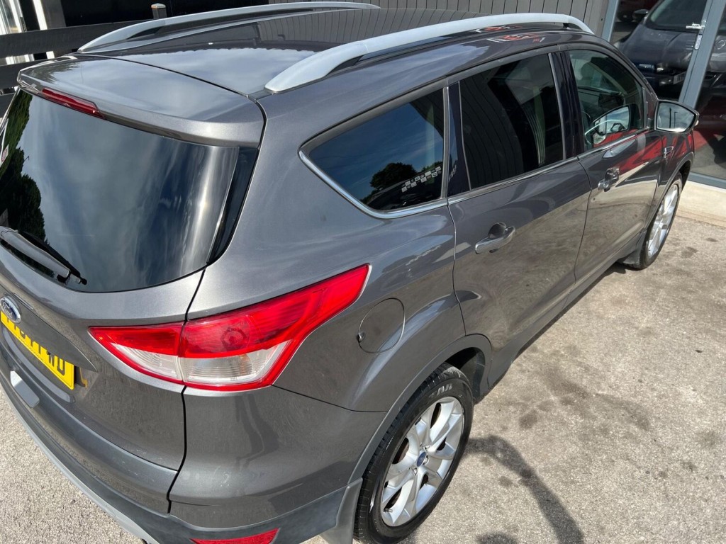 FORD KUGA