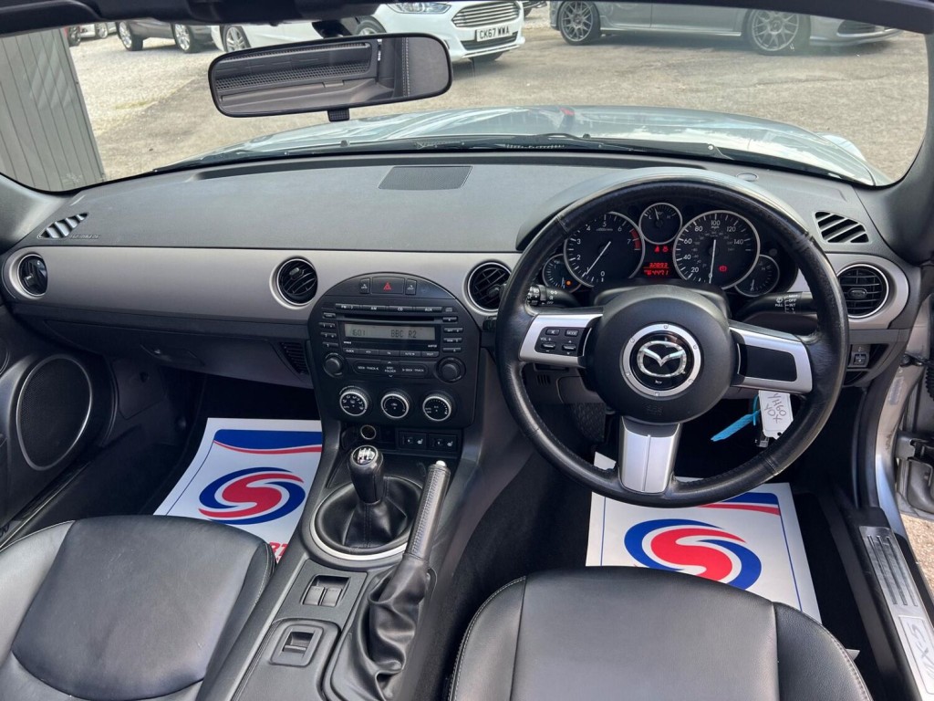 MAZDA MX-5