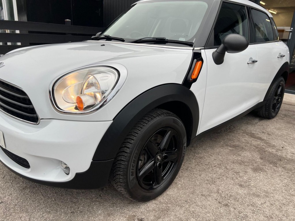 MINI COUNTRYMAN