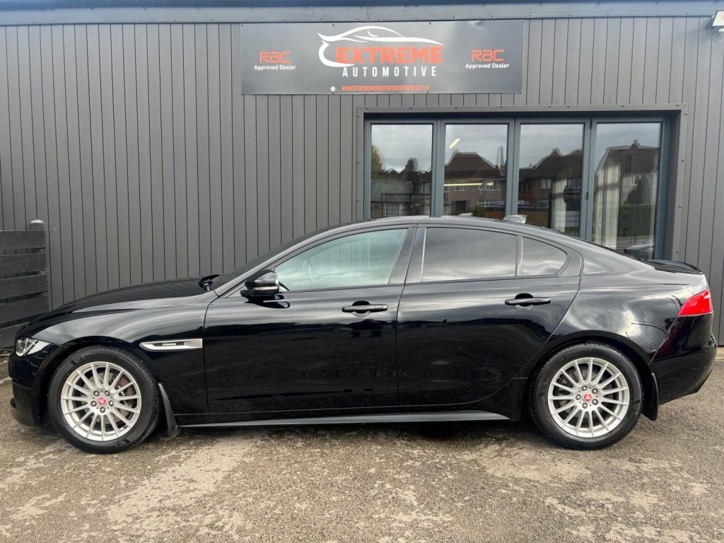 JAGUAR XE