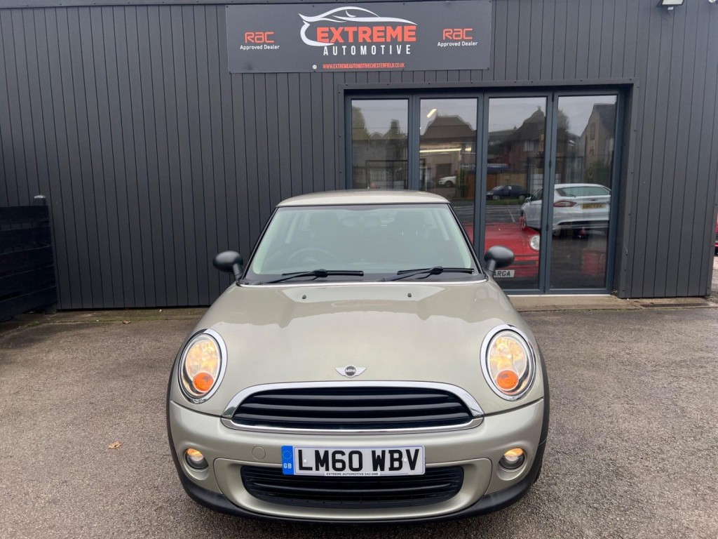 View MINI HATCH 1.6 One Euro 5 3dr