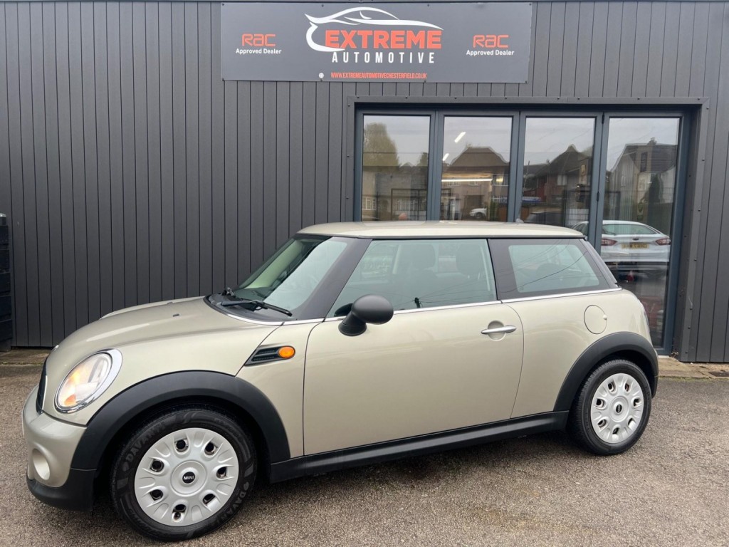 View MINI HATCH 1.6 One Euro 5 3dr