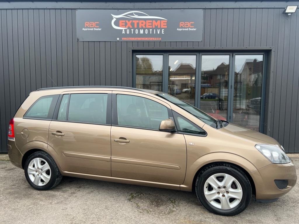 View VAUXHALL ZAFIRA 1.6 16V Exclusiv Euro 5 5dr
