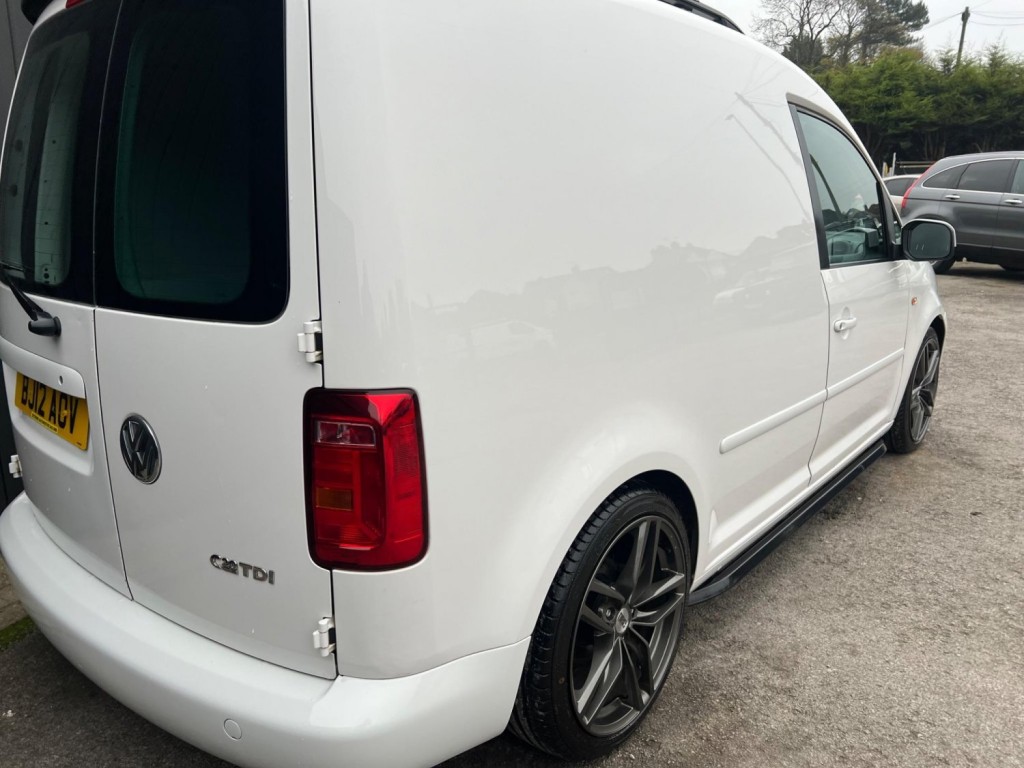 VOLKSWAGEN CADDY