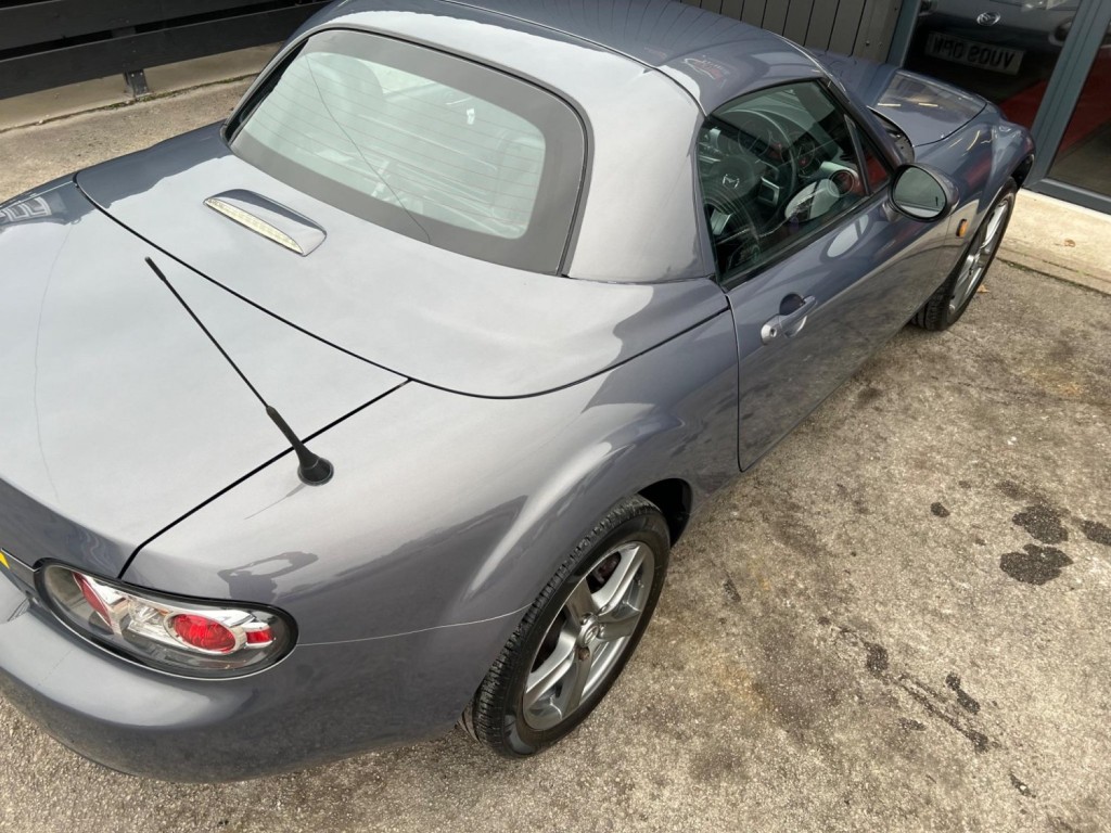 MAZDA MX-5