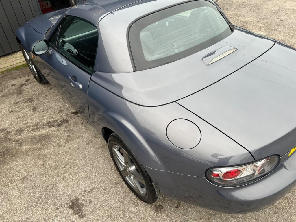 MAZDA MX-5