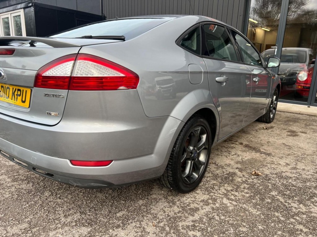 FORD MONDEO