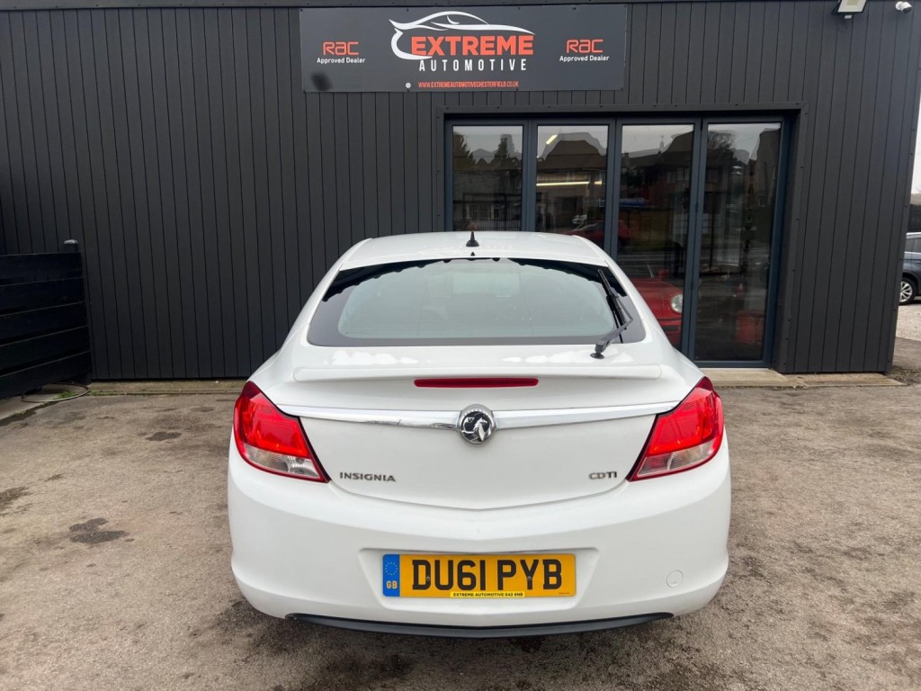 VAUXHALL INSIGNIA