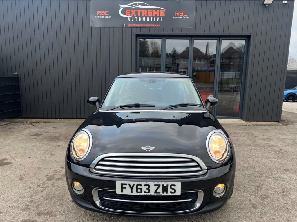 View MINI HATCH 1.6 Cooper D Euro 5 (s/s) 3dr