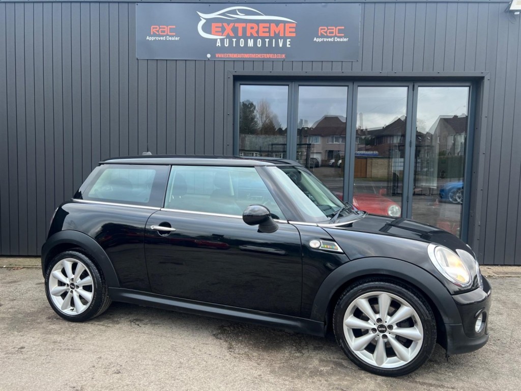 View MINI HATCH 1.6 Cooper D Euro 5 (s/s) 3dr