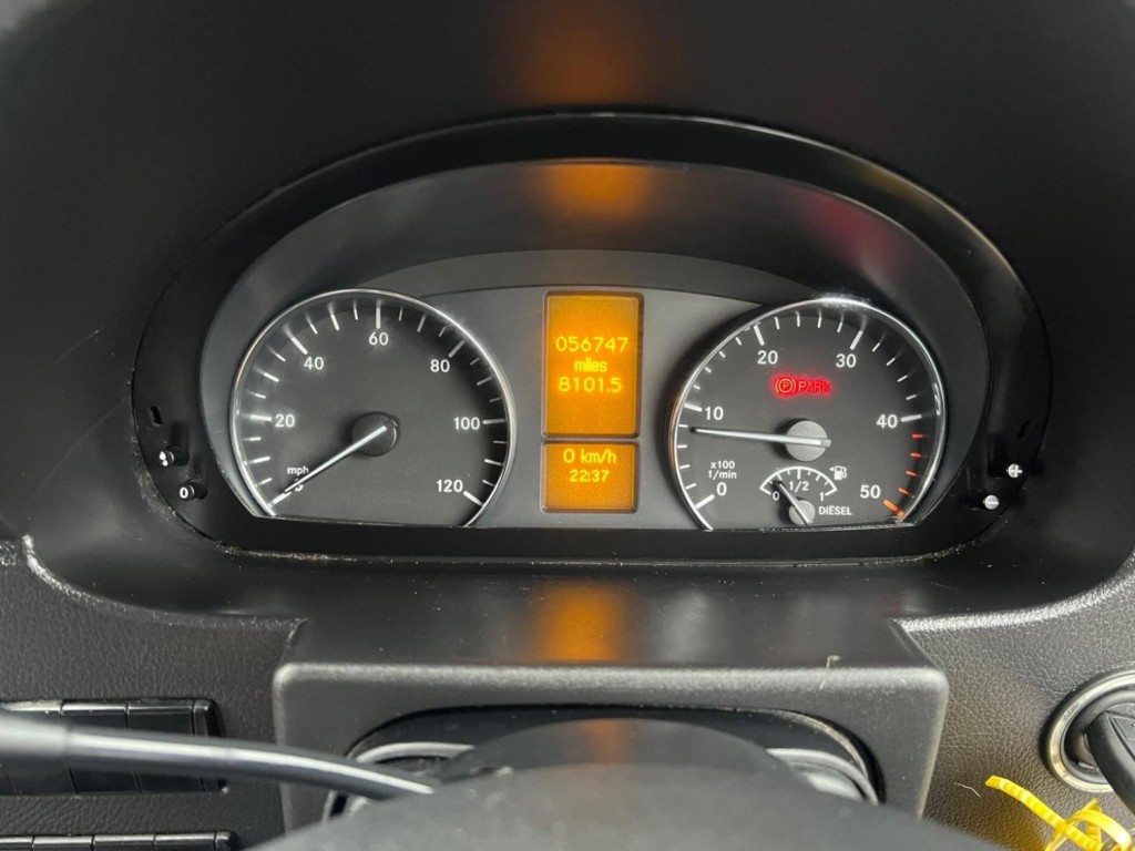 MERCEDES-BENZ SPRINTER