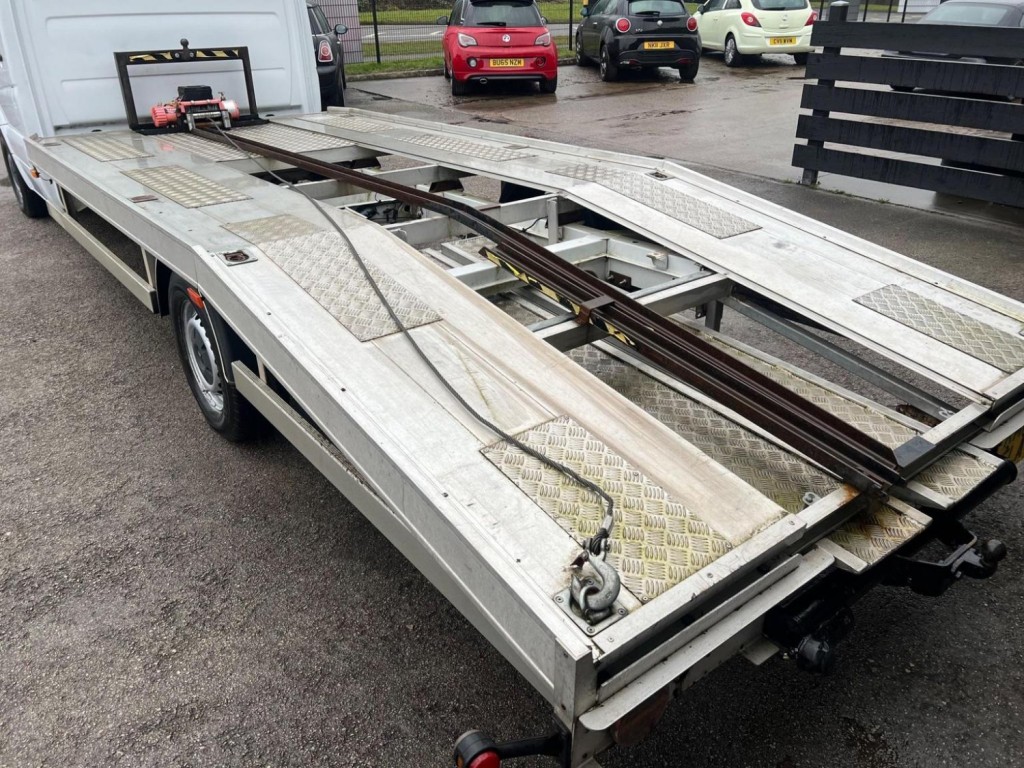 MERCEDES-BENZ SPRINTER