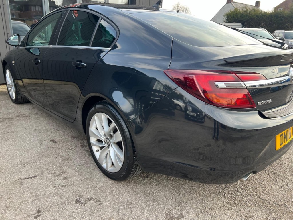 VAUXHALL INSIGNIA