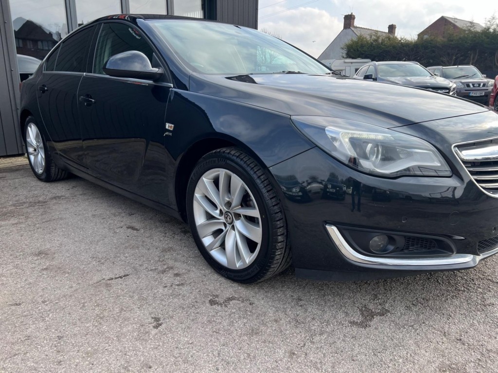 VAUXHALL INSIGNIA