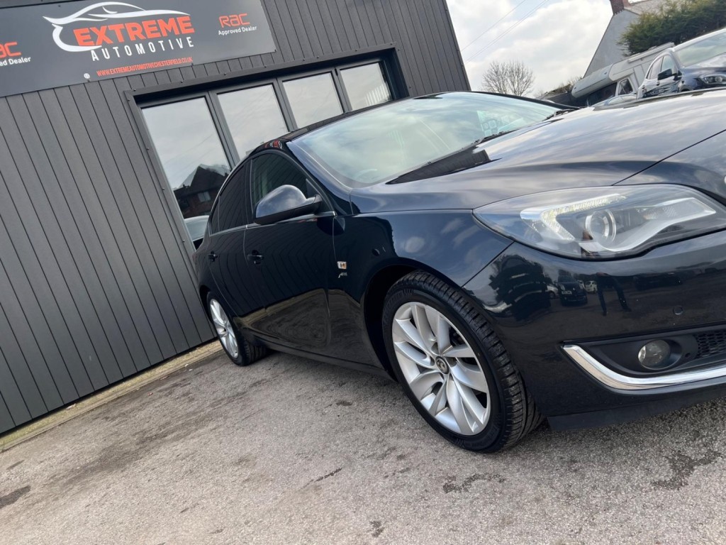 VAUXHALL INSIGNIA