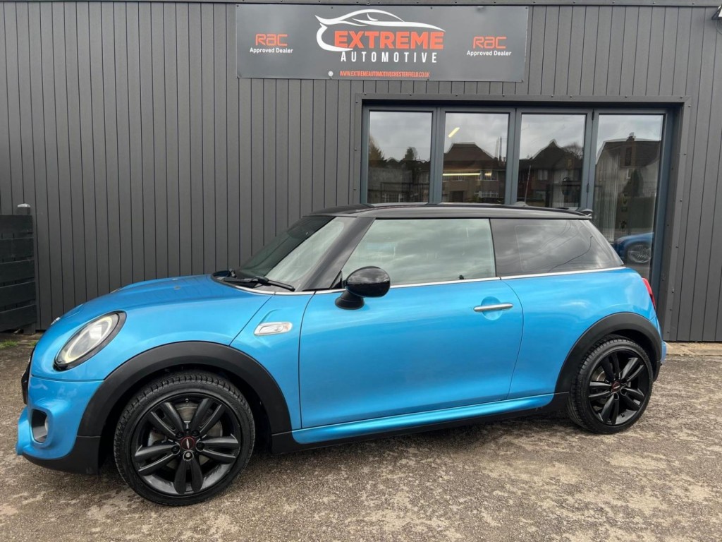 View MINI HATCH 2.0 Cooper S Euro 6 (s/s) 3dr