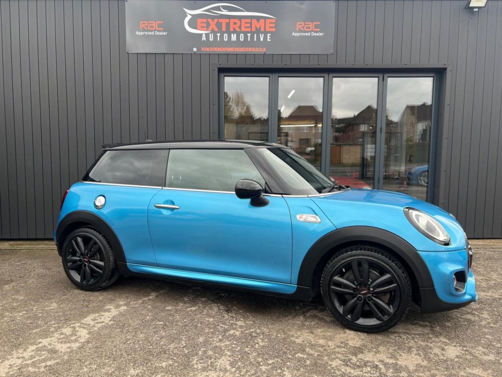 View MINI HATCH 2.0 Cooper S Euro 6 (s/s) 3dr