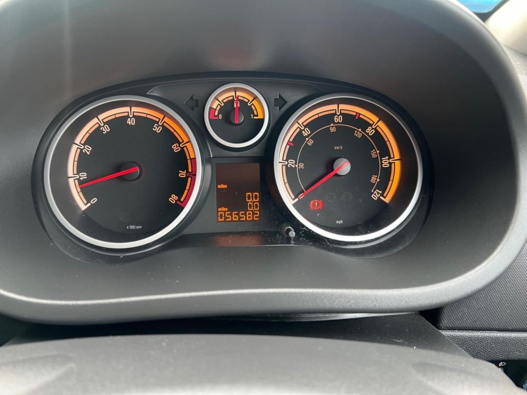 VAUXHALL CORSA