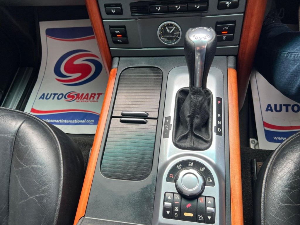 LAND ROVER RANGE ROVER