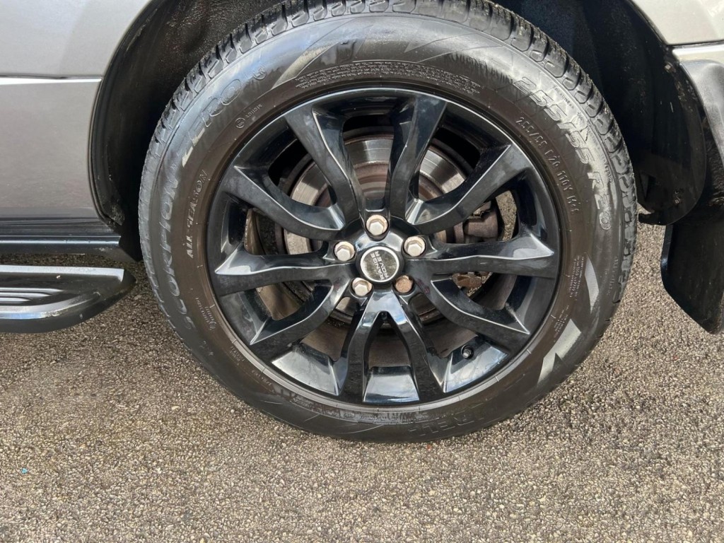 LAND ROVER RANGE ROVER