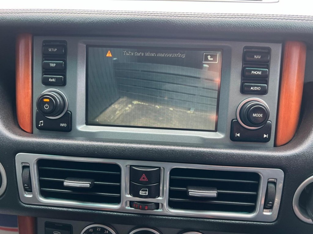 LAND ROVER RANGE ROVER